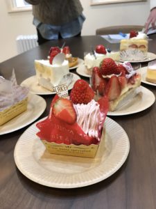 イチゴのケーキ