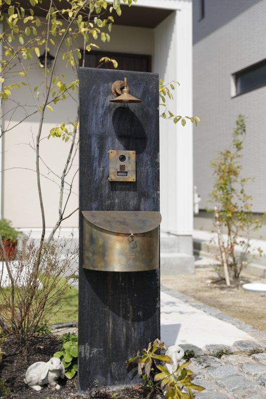 アンティークなアトリエのある家