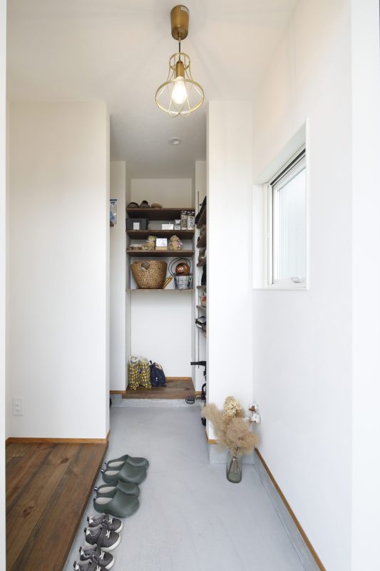 アンティークなアトリエのある家