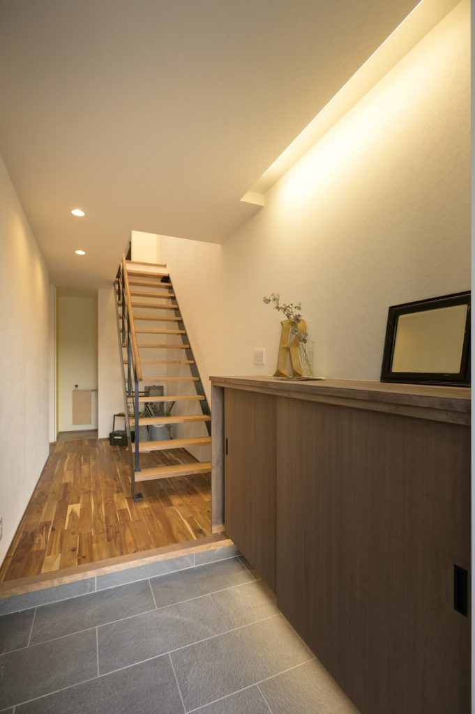 バスコートのある家